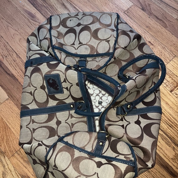 Coach Handbags - Signature Coach duffle bag